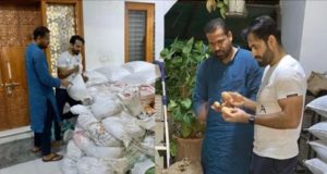 Yusuf and Irfan Pathan distribute 10000 kg rice and 700 kg potato