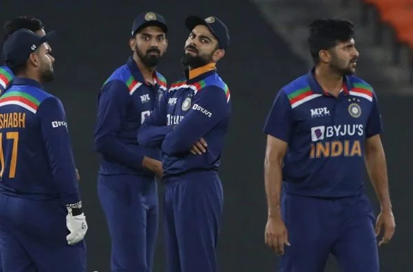 Virat Kohli Abuses Shardul Thakur Video Goes Viral